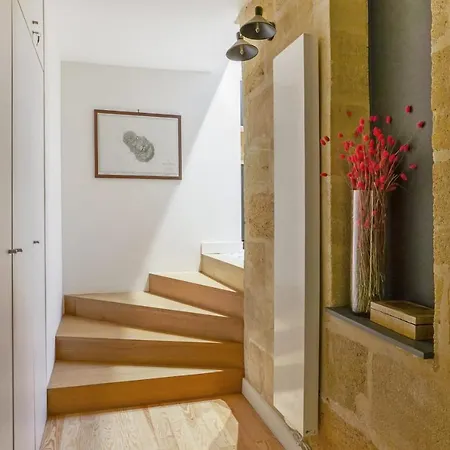 Superb Flat In The Heart Of The Historic District Of - Welkeys Apartment *