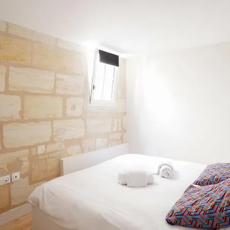 Superb Flat In The Heart Of The Historic District Of - Welkeys Apartman